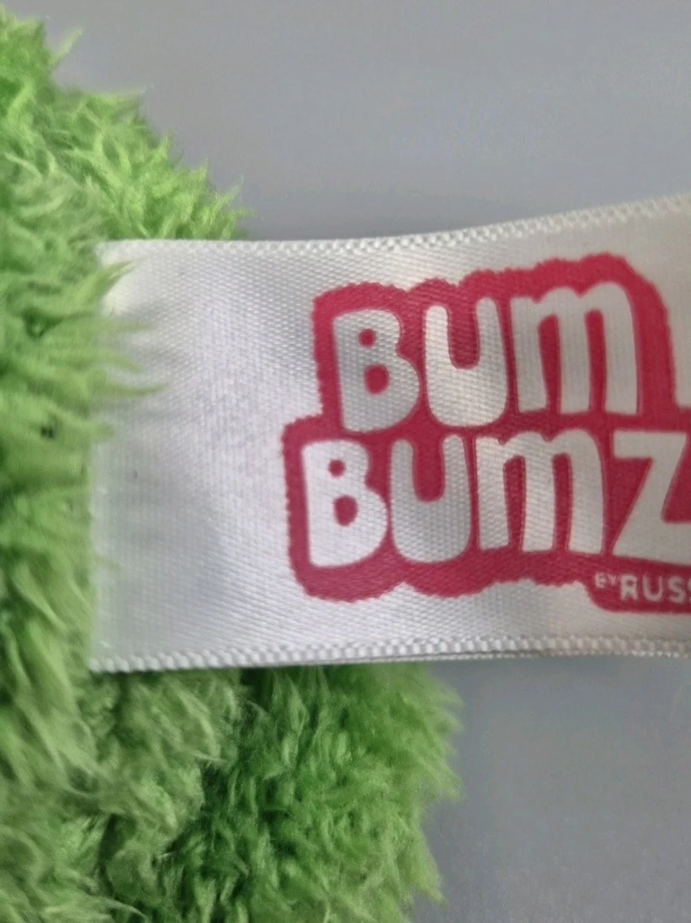 Kellytoy Bum Bumz Matt the Alien Stuffed Plush 7” Pre Loved